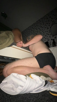 Horny Dom Wife Puts Slave Hubby on His Knees so He Can Worship Her Pussy