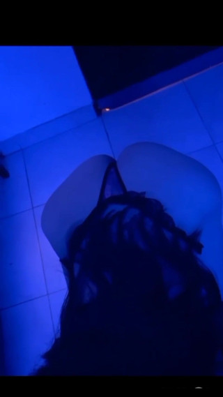 Saray_cute_: Facciamo cose calde oggi papà.