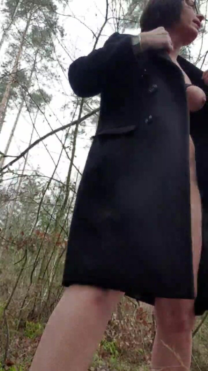 JulieEroticDress: Gogord Afară Satisfăcut