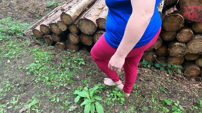 Bouncy Tits Action: Pussy, Ass and Tits Banging on the Forest Path
