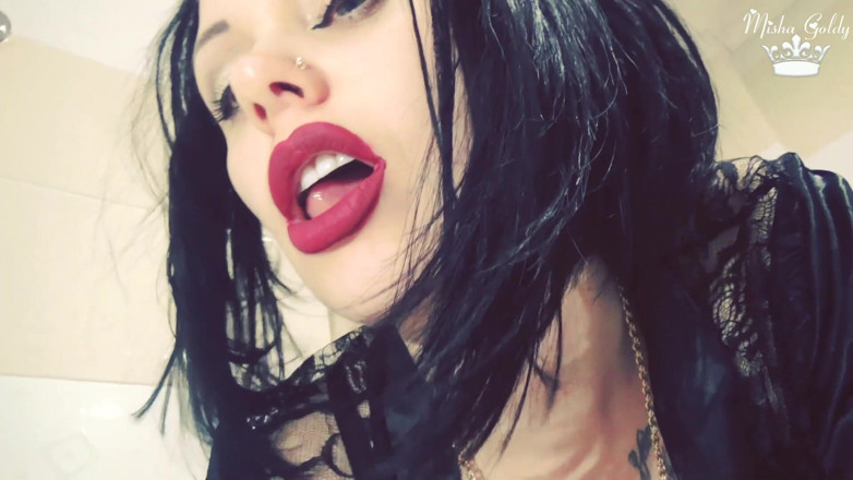 Goddess Misha Goldy: Perfect natural lips