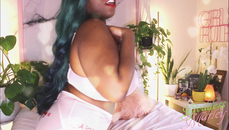 Goddess Marley: This (belated) Valentine's Day You'll Pay!