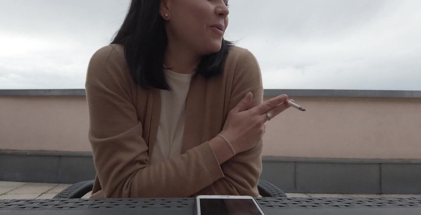 Shione Cooper: Próxima pausa entre fazer vídeos para vocês