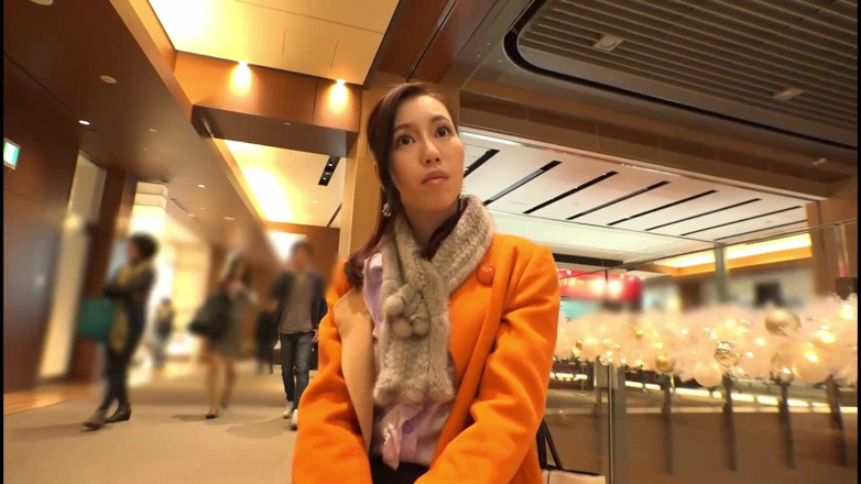 EAGLE Global: Housewife Pick up. She Really Makes Her Husband Reach His...