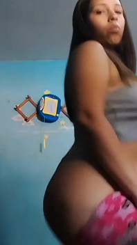 Big Ass Latina Girl Twerking in Booty Shorts