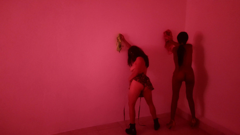 Martin13: Neighbors Gather in the Red Room to Dance Sexy and...