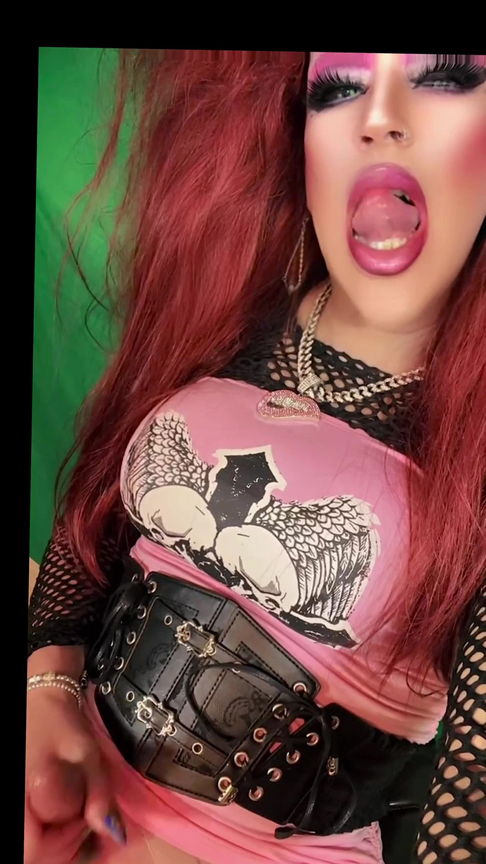 Shelly Robertss: Більше, більше, більше