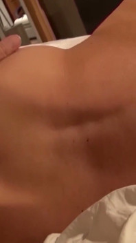 Recorde mundial! 5 vezes esguicha durante foda anal com os pés!