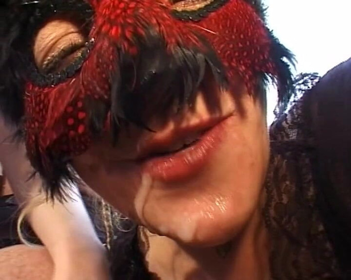 BB Video - Vintage Story: Німецька матуся, аматорське тріо, дві жінки й чоловік, великі натуральні цицьки, сквірт