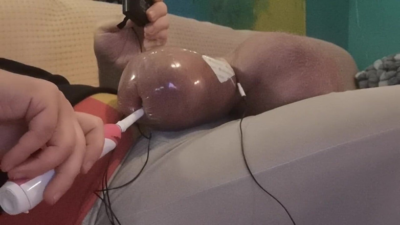 Monster_Meat_: Electrotoys made me cuming