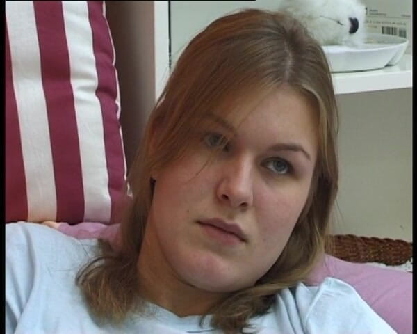 YOUR FIRST PORN: Nelly Macht Loch in Strumpfen Und Wichst- Nelly Makes a...