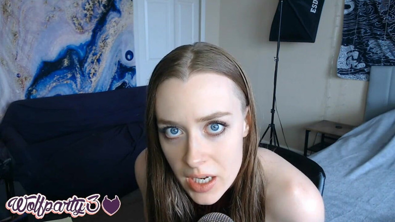 Dahlia Wolf: Findom smoking joi