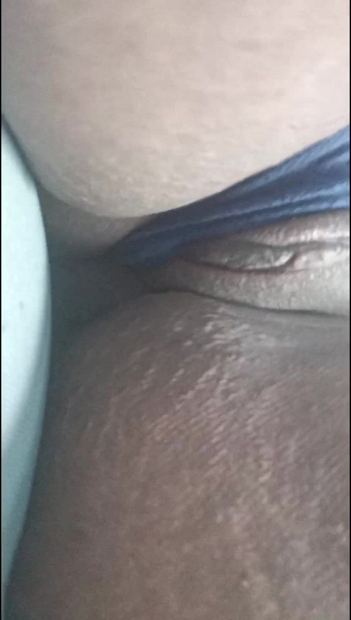 Hot chocolate 233: Joy riding fat pussy humping
