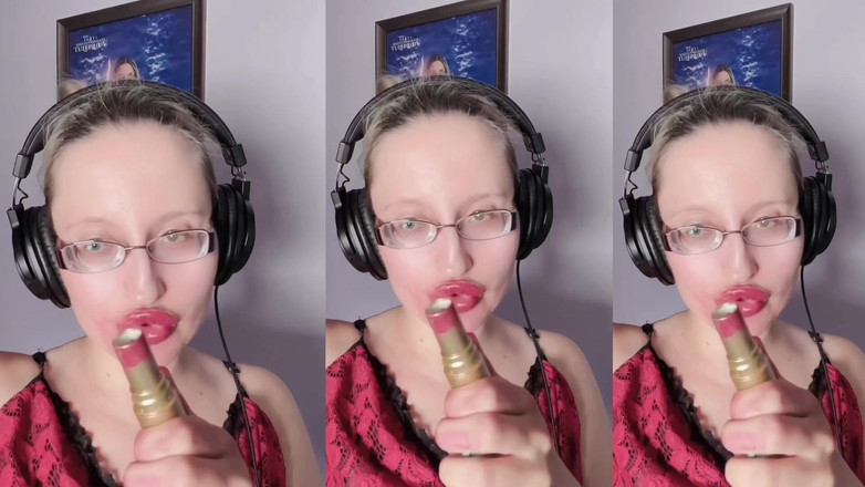 FinDom Goaldigger: Asmr tatlı çikolata yeme- asmr, gözlük, deves, ruj, büyük dudaklar, mough,...