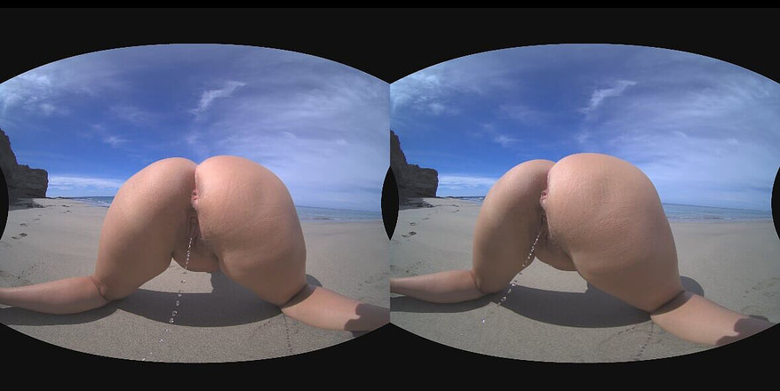 Emma Voyeur: VR Public Pee Girl na plaży