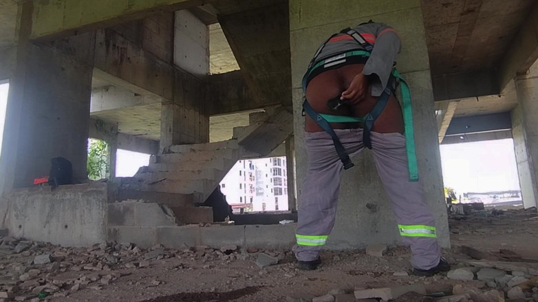 TheBlacKHunterr: Saya mengambil mainan untuk bekerja dan melihat apa yang saya...