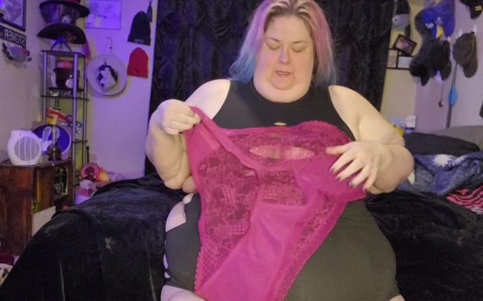 Ms Kitty Delgato: Check my sexy lingerie for my fat ass