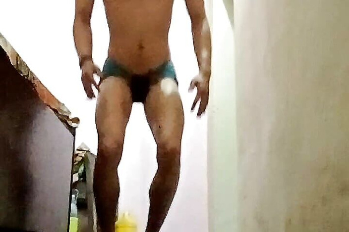 Gangbang straight: 十代の裸