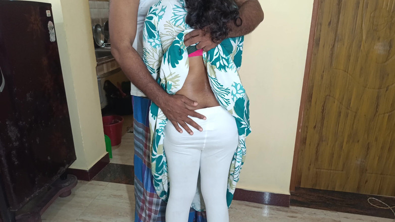 Laxi ammu: Étudiant