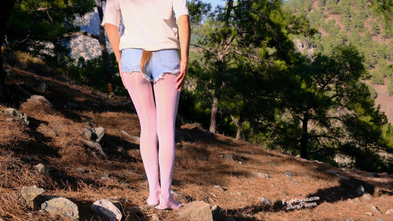 Shiny teens: Shiny white pantyhose and jeans minishorts outdoor