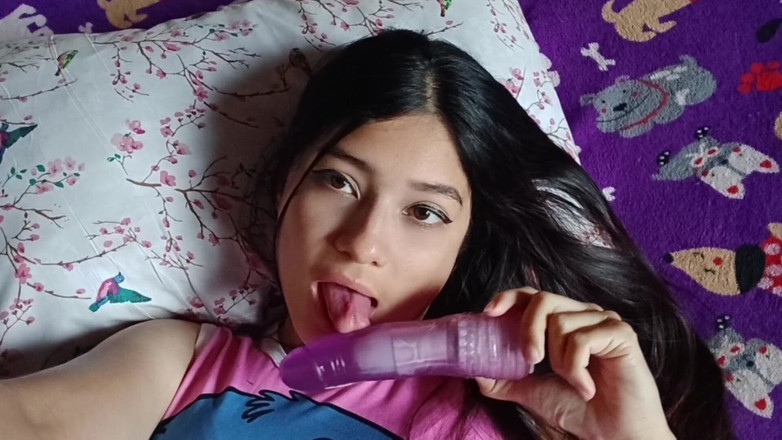 Yuli and tony: College loszka dotyka jej pysznej cipki pyszne