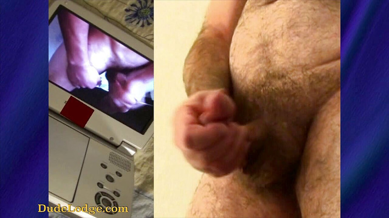 Coach Karl dude lodge: Тренер Карл дрочит Генриху [824]