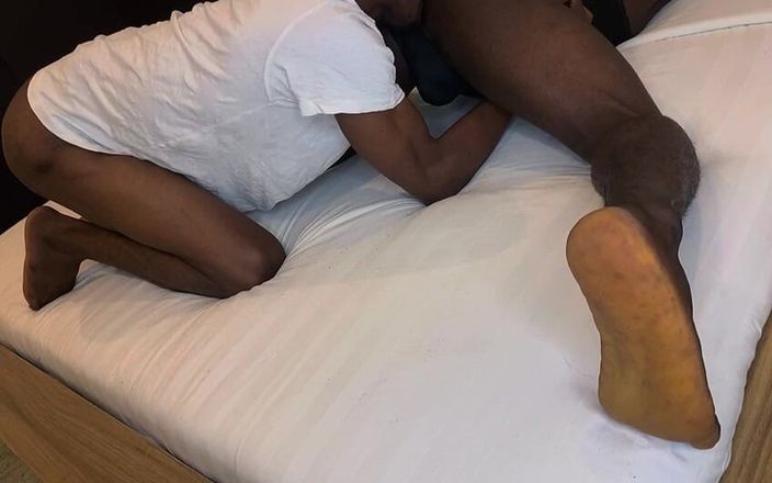 Demi sexual teaser: सुबह के समय काले लड़के चुदाई करते हैं भाग 1
