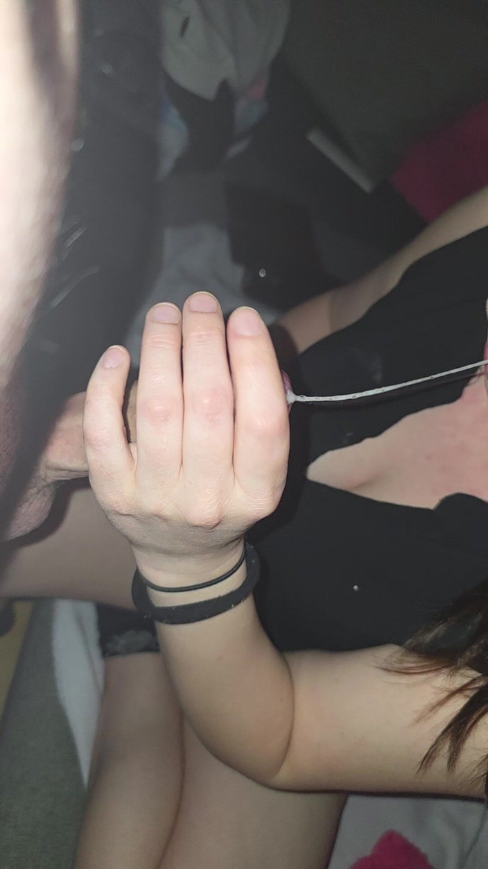 Mora_2000: Al pompino adoro prendere il cazzo in bocca :)