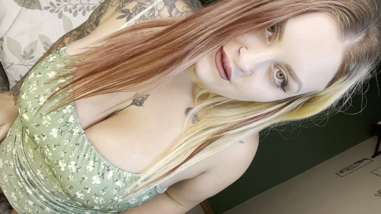 ChandlerKnight: Dress Fuck Machine: Look Me in My Eyes While You...