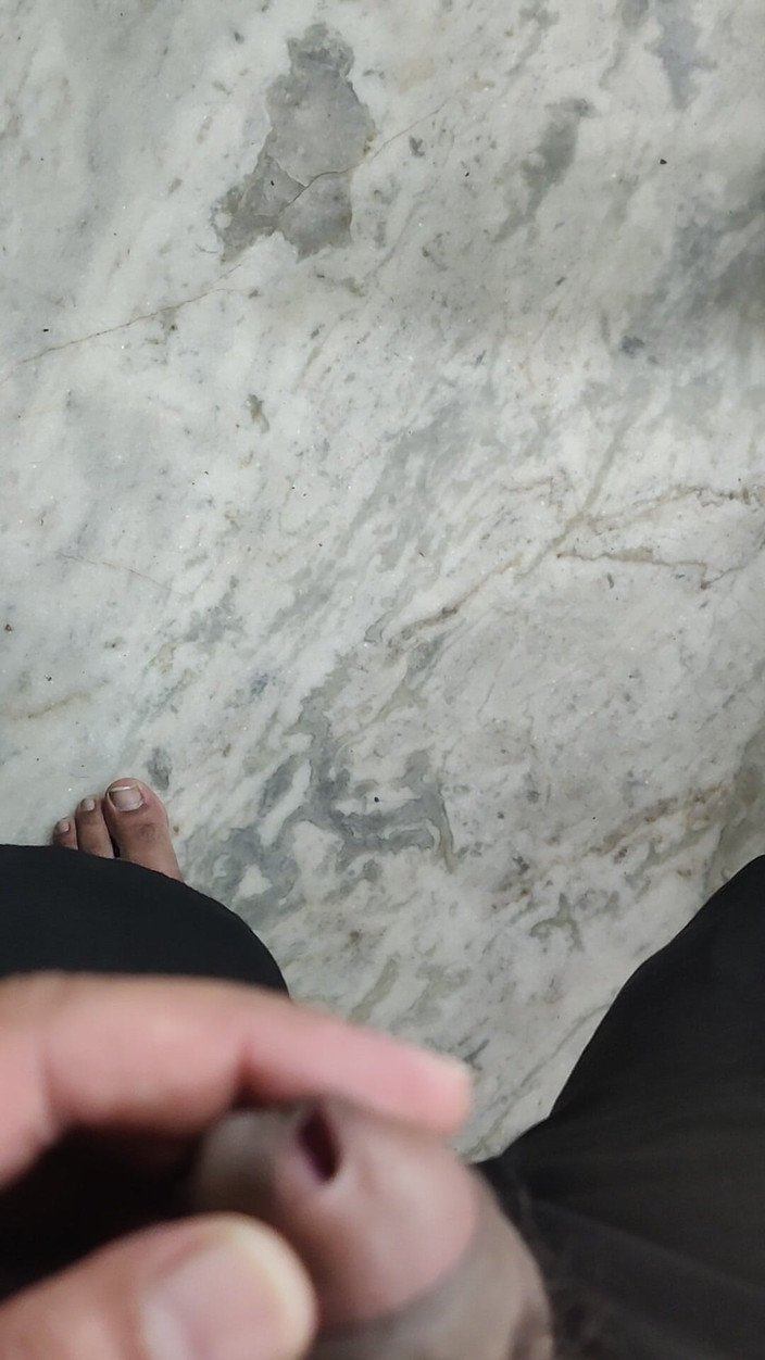 Mysterious island: Un omaggio a Mary John