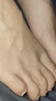 Secret Cum on the Cute Feet of the Stepsister
