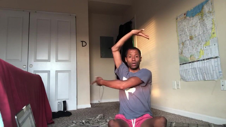 Karma Rainbow Smith D: Едм, фестивалі, чоловіки, танці та канабіс Summer Vibe?