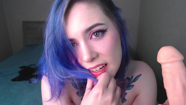 Stacy Moon: Hungry for cocks