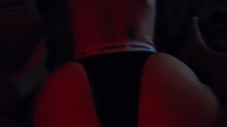 Mr_hate: 性感女友射精