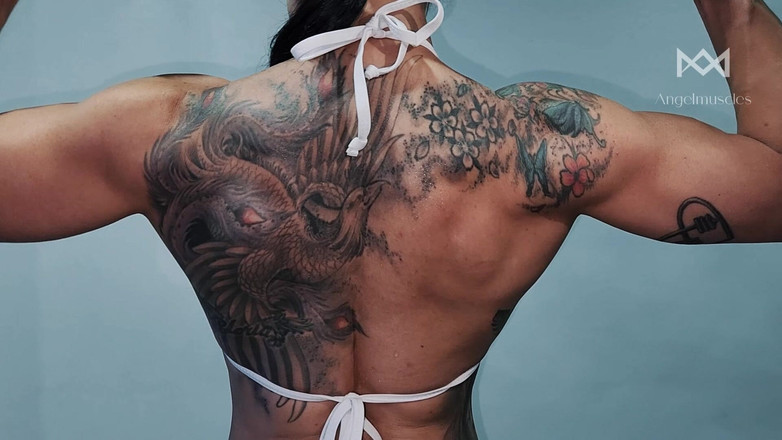 Angelmuscles: Allenamento per i bicipiti con Mile Power e Vene