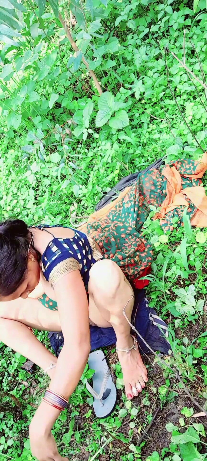 Renudbf: Đó là mùa mưa và chị dâu là. Cả hai...