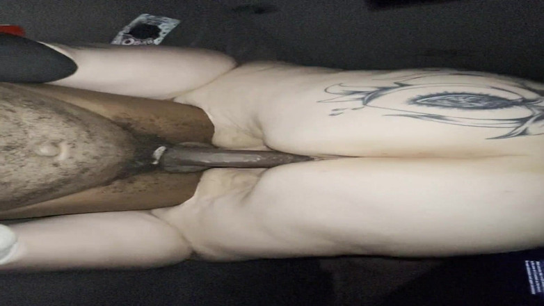 LeanBbc4u: Saya Suka Ke Belakang Pantat Besar Ini