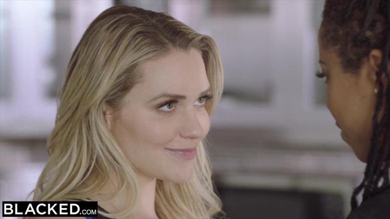 Blacked: Blacked - Mia Malkova ama la bbc en primer interracial