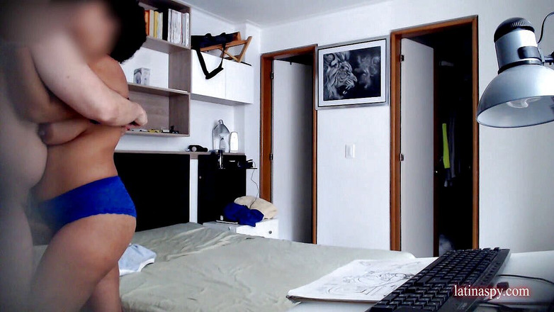 Latinaspy: Afl. 26 - perfecte dikte voor een seksspeeltjemeid, deel 2