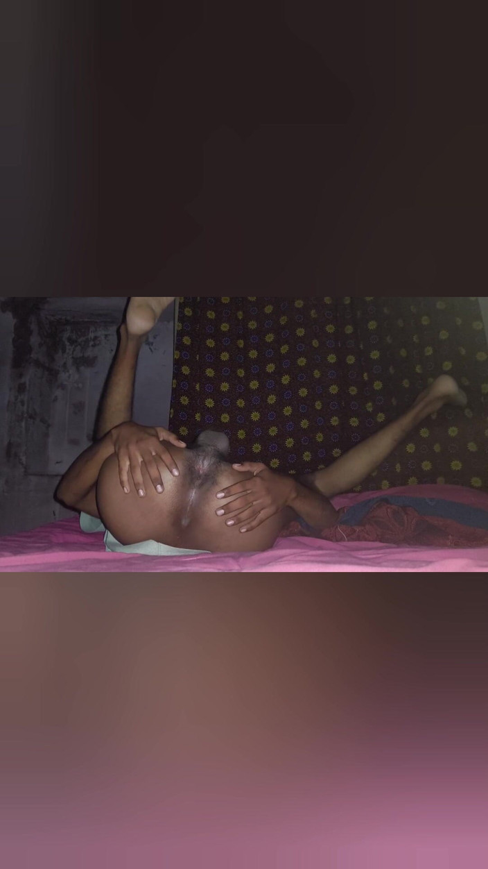 Joh: Bed Room Enjoy