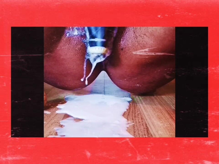 Sarah Fonteyna squirt compilation: Einen Baseballschläger squirten. Schlampe MILF