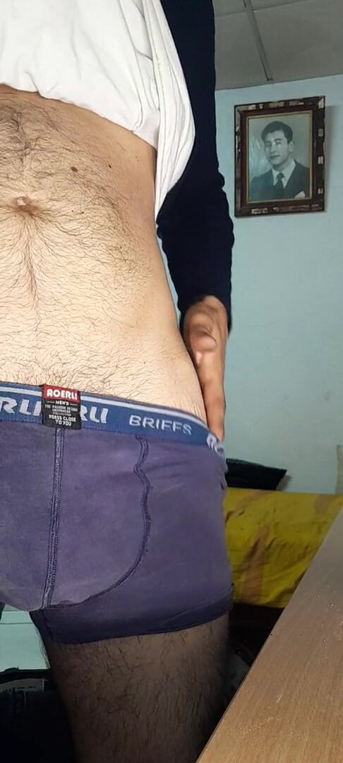 Ppdasloucuras: Pleasing my hairy dick