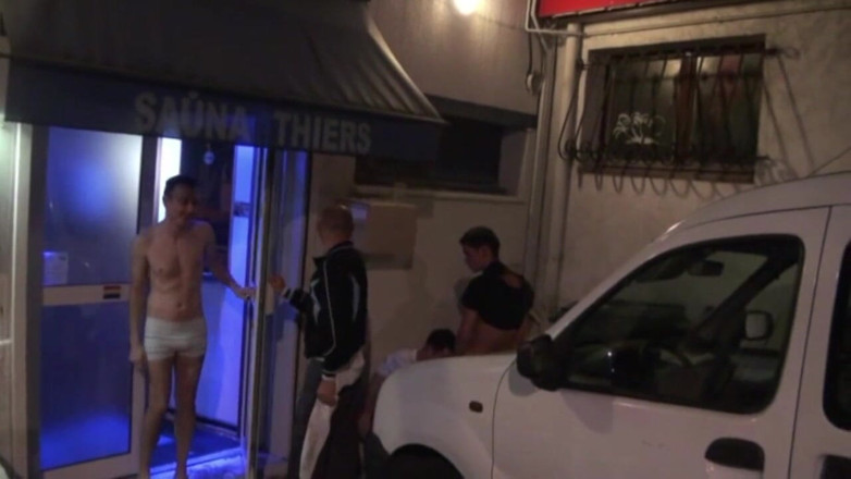 EXHIB BOYS: Amazing risky exhibit with twink in street in Bordeaux