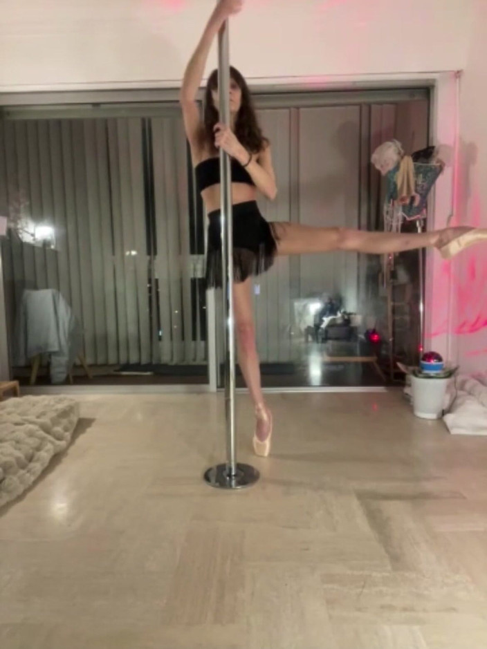 Chris06d72: Sensual Tango