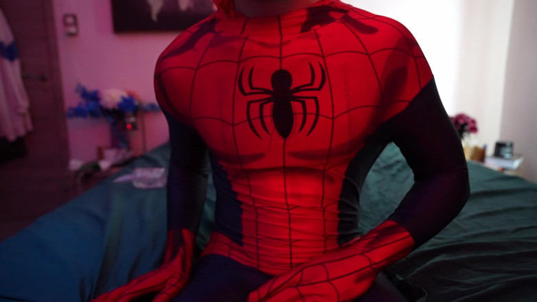 Snauwflake: Snauwflake in Spiderman Costume Jerks His Big and Cums
