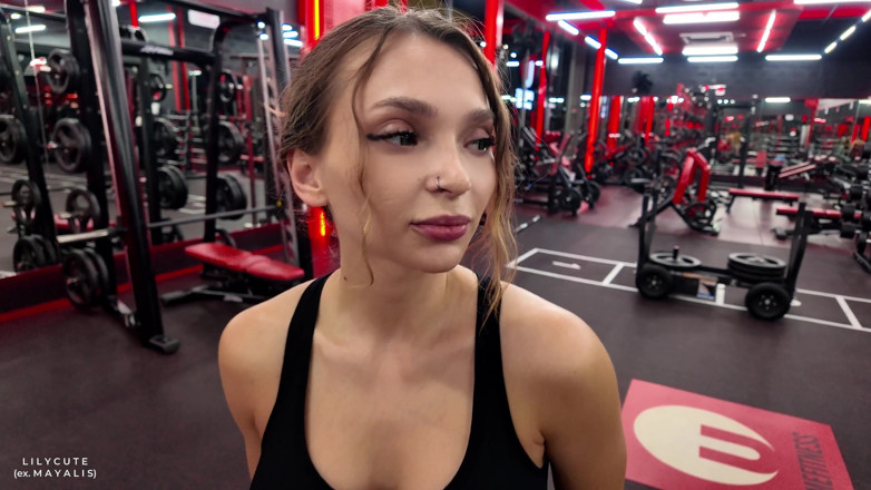 Lily Cute: Hot Gym Girl Asks Stranger to Fix Her Glute Form -...