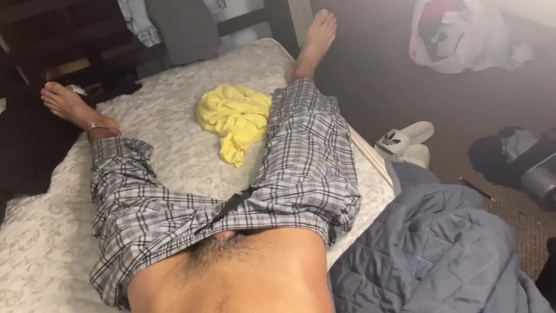 Xooshua (xblue18): Aku ketemu sama cewek nakal yang lagi hamil di pesawat...