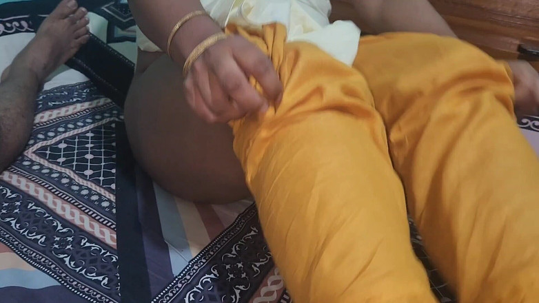 Banglavabi: 펠라 해주는 방글라데시 유부녀 바비