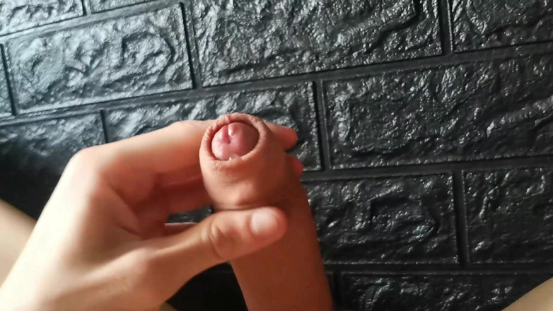 SEXY_GUYBEST: बड़ा स्वादिष्ट लंड उत्तेजना के साथ बहता है