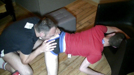 RAW FRENCH PIGS: Varken gecreampied door zijn 2 vrienden